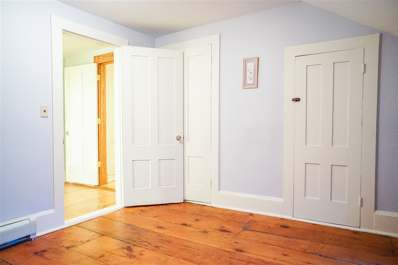 5 Mont Vernon Road New Boston, NH 03070 - Photo 23 of 39