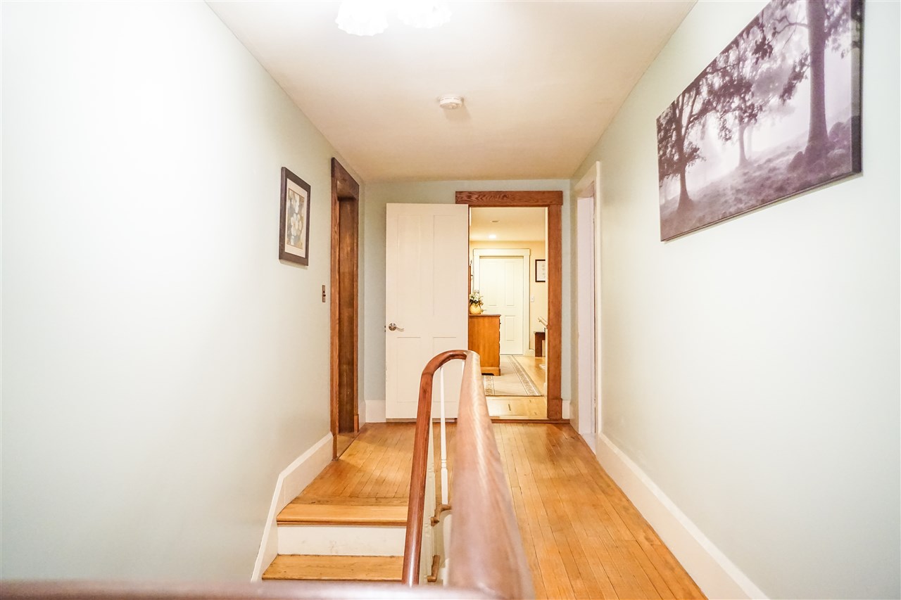 5 Mont Vernon Road New Boston, NH 03070 - Photo 27 of 39