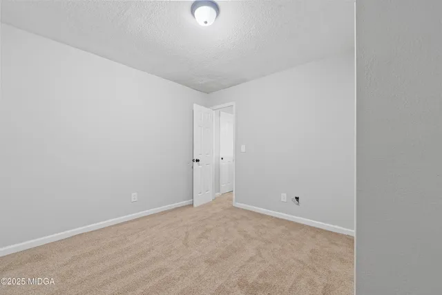 $325,000 | 7513 Columbus Road, Lizella, GA 31052