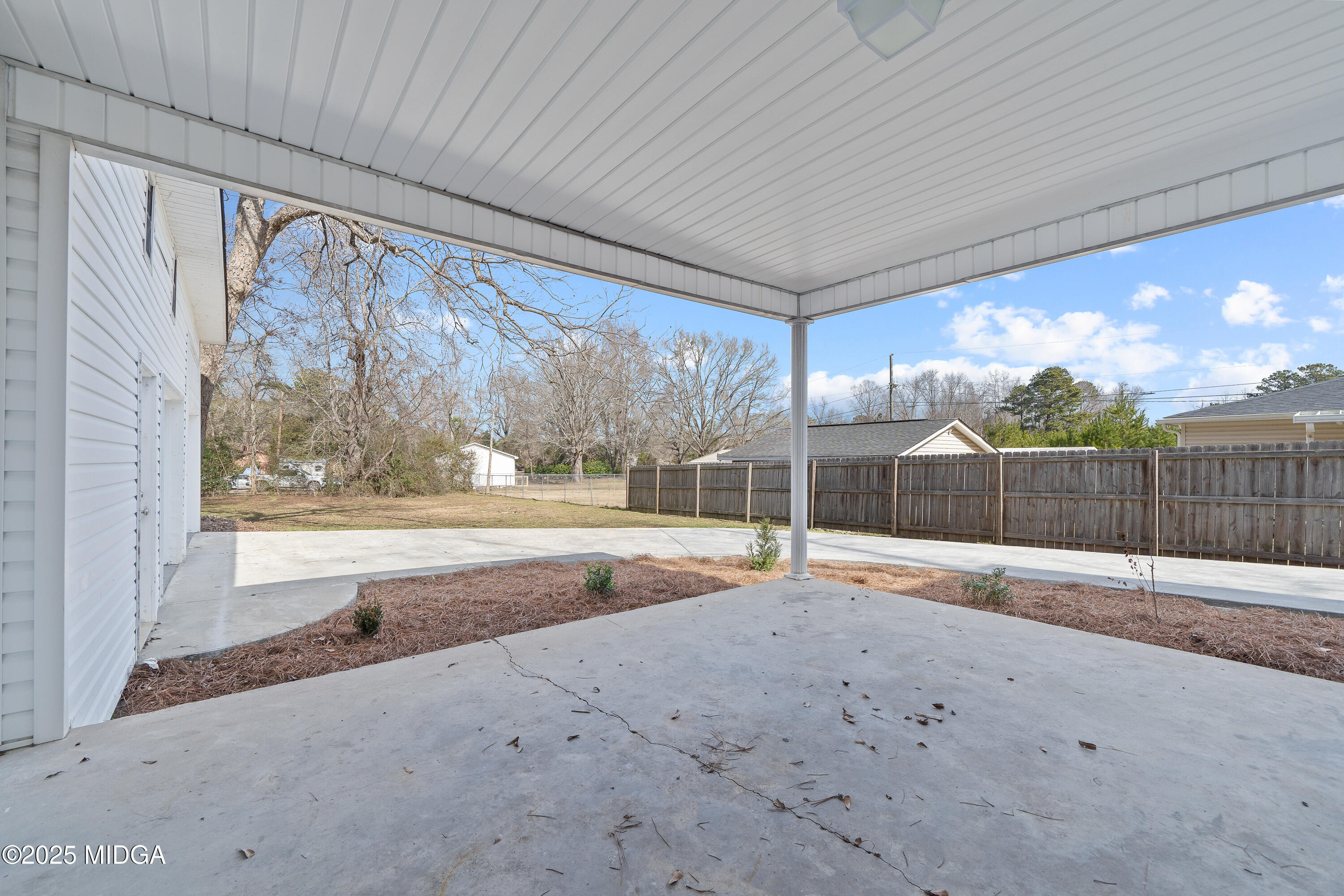 7513 Columbus Road Lizella, GA 31052 - Photo 53 of 56 a view of a backyard
