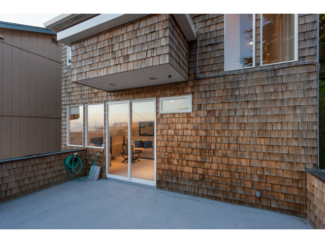 421 Goodman Road Pacifica, CA 94044 - Photo 10 of 25 Gallery Image 10