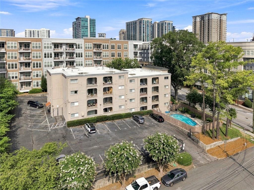 395 Pharr Road Northeast, Unit 208 Atlanta, GA 30305 - Photo 29 of 32 Gallery Image 29