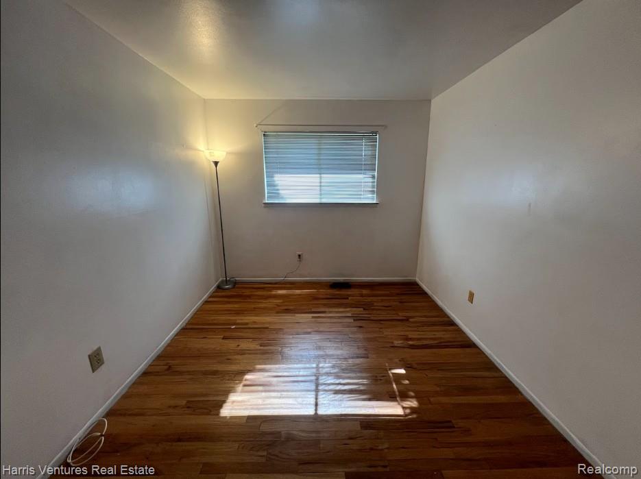 28482 Sutherland Avenue Warren, MI 48088 - Photo 16 of 25 Bedroom #2 with wood-finish flooring