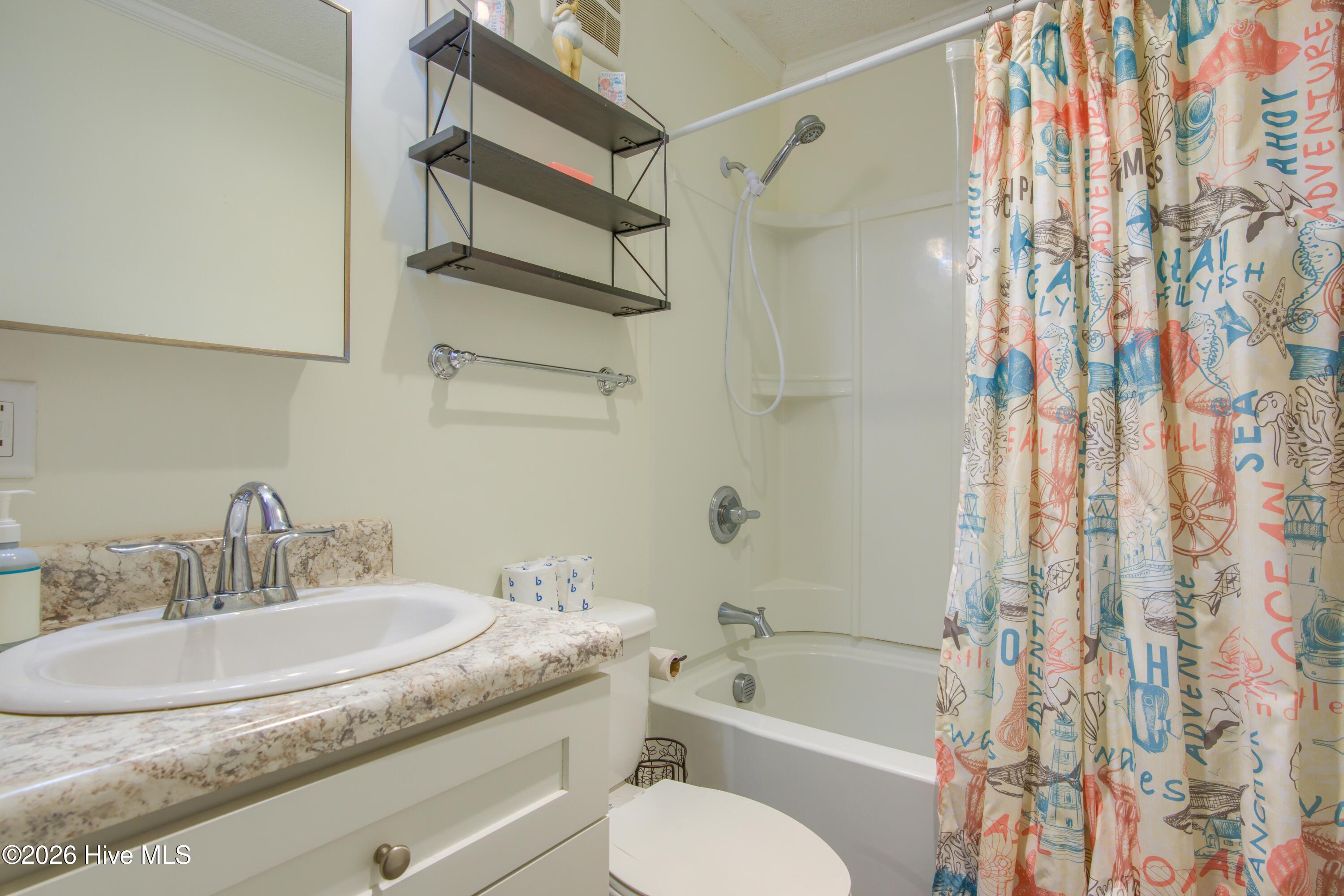 2264 New River Inlet Road, Unit 109 North Topsail Beach, NC 28460 - Photo 20 of 24 109 Topsail Reef - Interior Photos