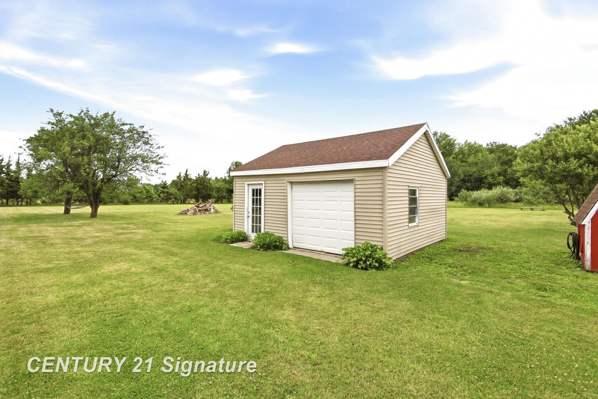 2051 South Brennan Road Hemlock, MI 48626 - Photo 63 of 72