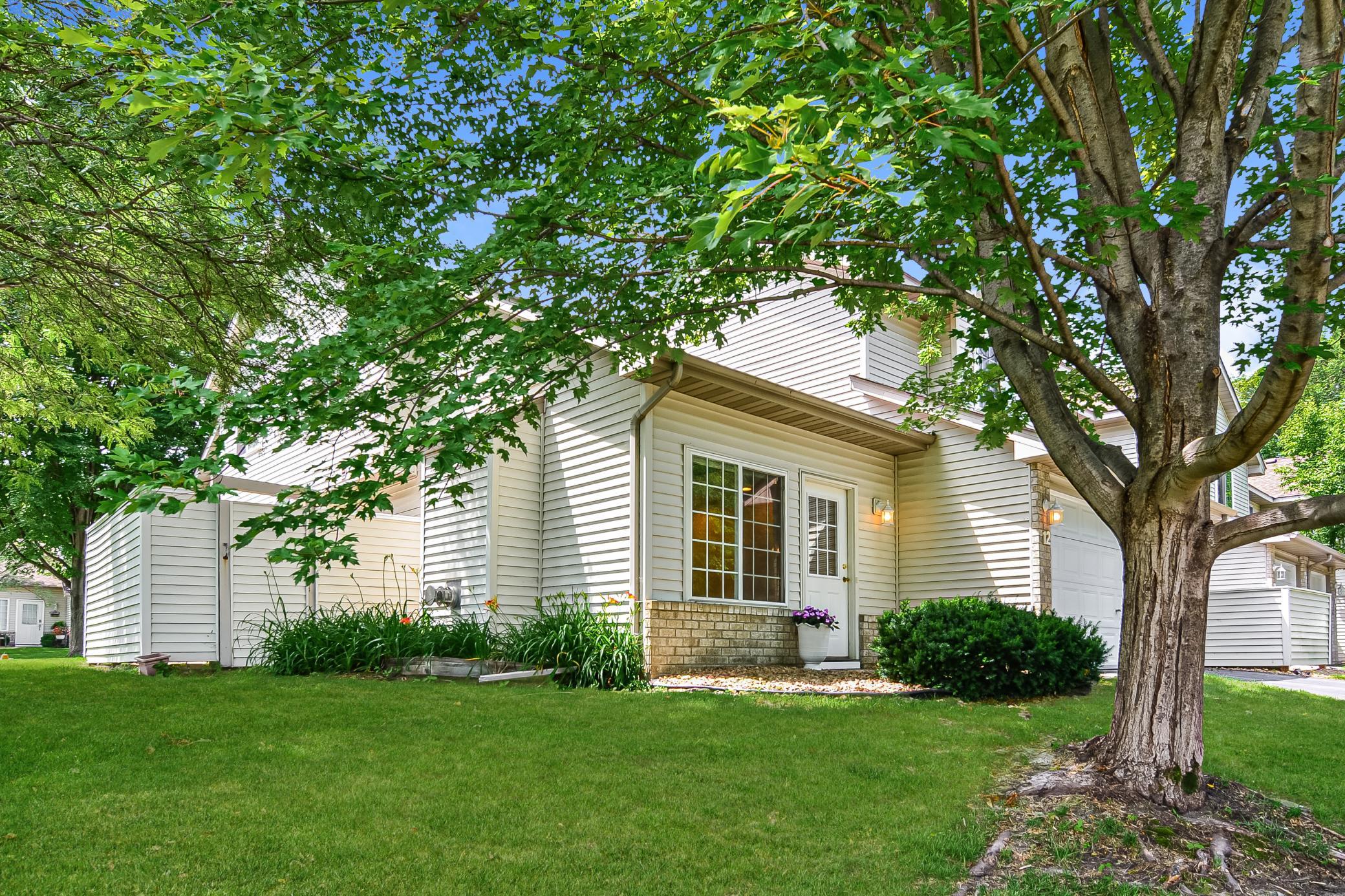 2795 Ranchview Lane North, Unit 12 Plymouth, MN 55447 - Photo 2 of 15