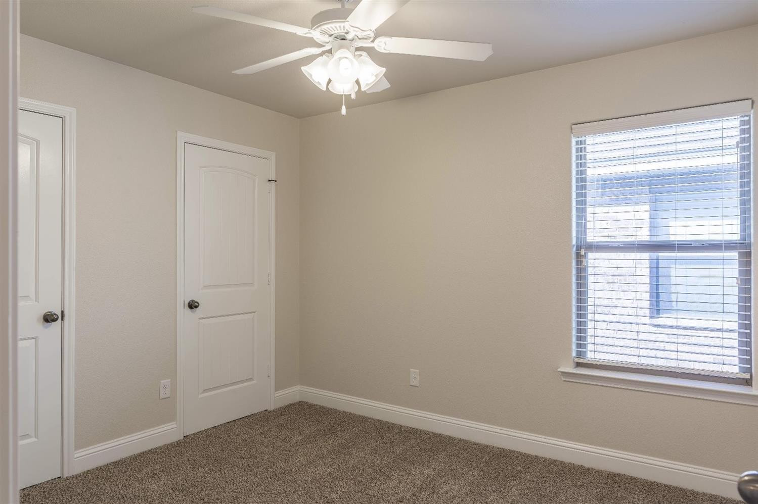 11208 Clinton Avenue Lubbock, TX 79424 - Photo 12 of 17 Photo 12