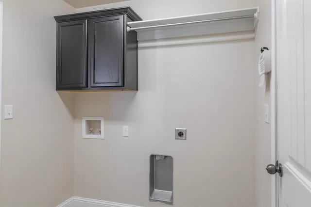 $1,575 | 11208 Clinton Avenue, Lubbock, TX 79424