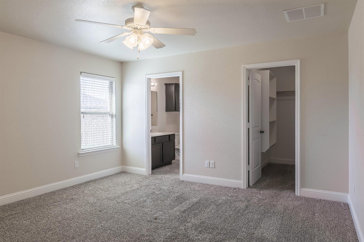 11208 Clinton Avenue Lubbock, TX 79424 - Photo 6 of 17 Photo 6