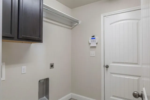 $1,575 | 11208 Clinton Avenue, Lubbock, TX 79424