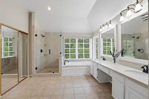$610,000 | 34 Outervale Place, The Woodlands, TX 77381