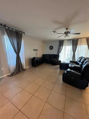 $1,825 | 104 Arbor Lakes Drive, Davenport, FL 33896