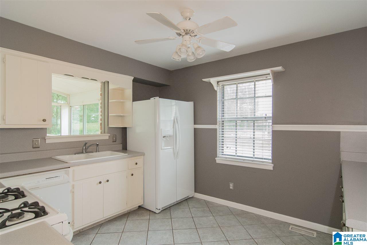 3444 Loch Ridge Drive Hoover, AL 35216 - Photo 9 of 37