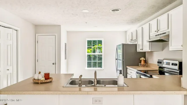 $249,900 | 131 North Hardin Street, Southern Pines, NC 28387