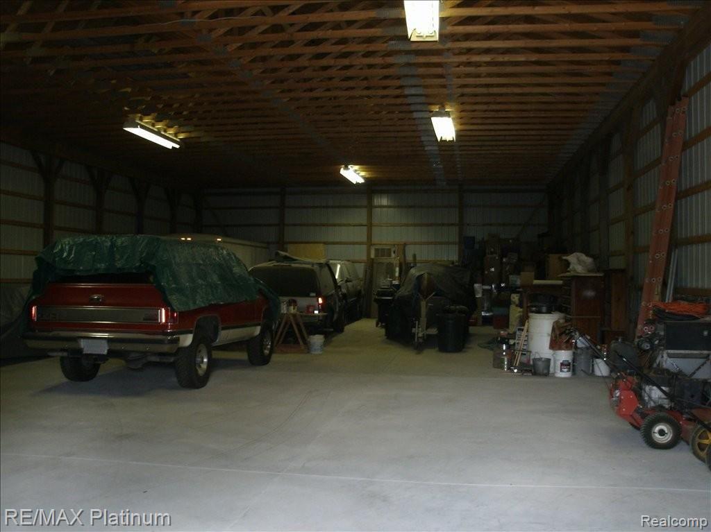 9710 West Vogt Road Fowlerville, MI 48836 - Photo 12 of 25 GIAGANTIC BARN