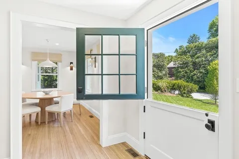 $4,150,000 | 39 Fairbanks Avenue, Wellesley, MA 02481