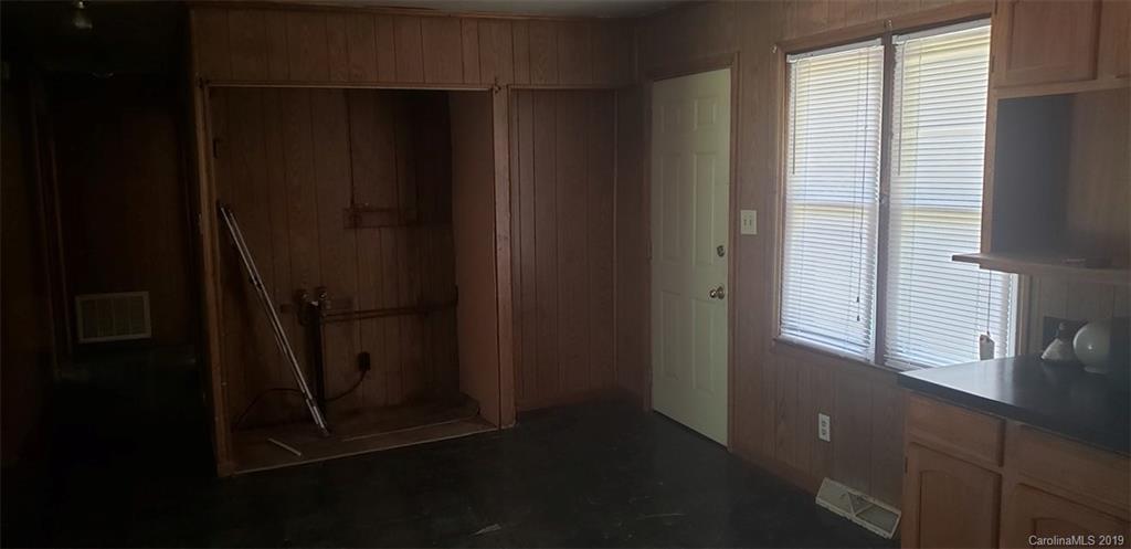 41244 Kings Road New London, NC 28127 - Photo 13 of 18 Gallery Image 13