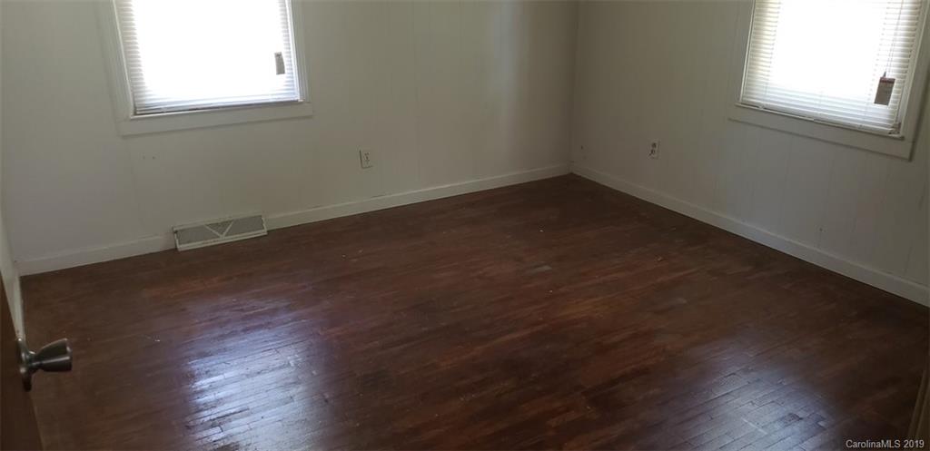41244 Kings Road New London, NC 28127 - Photo 14 of 18 Gallery Image 14