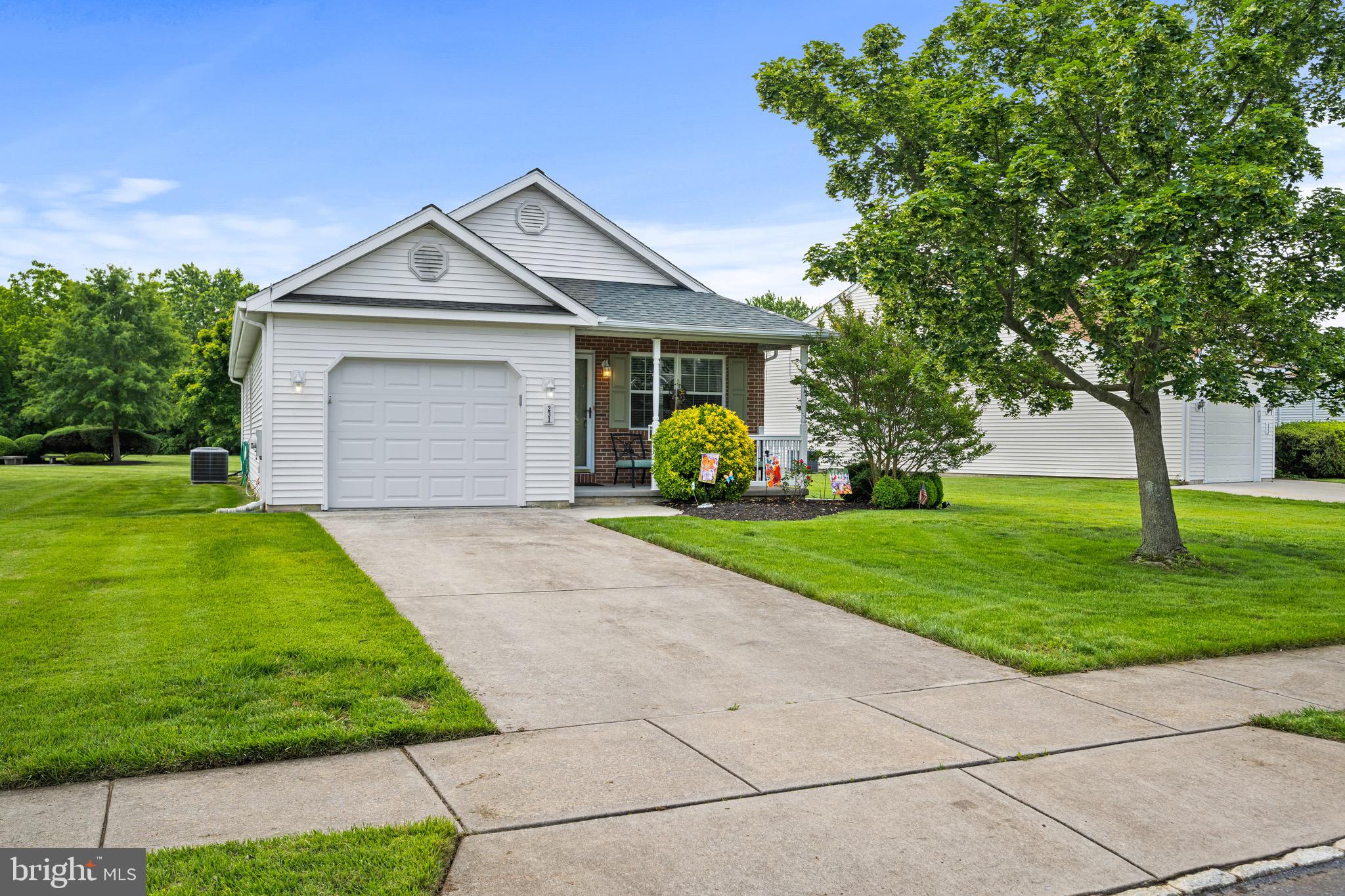 231 Gaunt Drive Mickleton, NJ 08056 - Photo 28 of 28 a front view of house with yard and green space