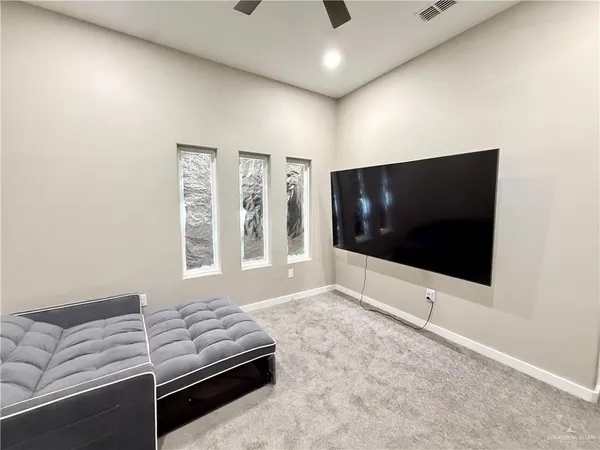 $3,000 | 798 Billy Mitchell Boulevard, Brownsville, TX 78521