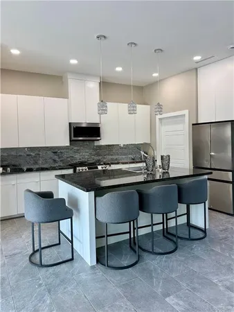 $3,000 | 798 Billy Mitchell Boulevard, Brownsville, TX 78521