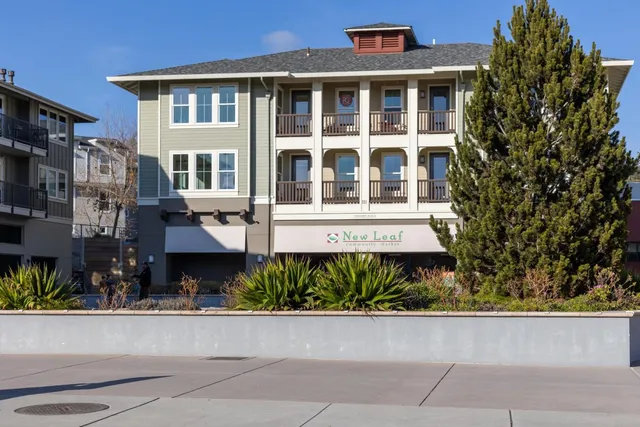$979,000 | 101 Aptos Vlg Way, Unit 4, Aptos, CA 95003