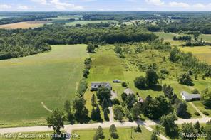 959 Braidwood Road Memphis, MI 48041 - Photo 9 of 58