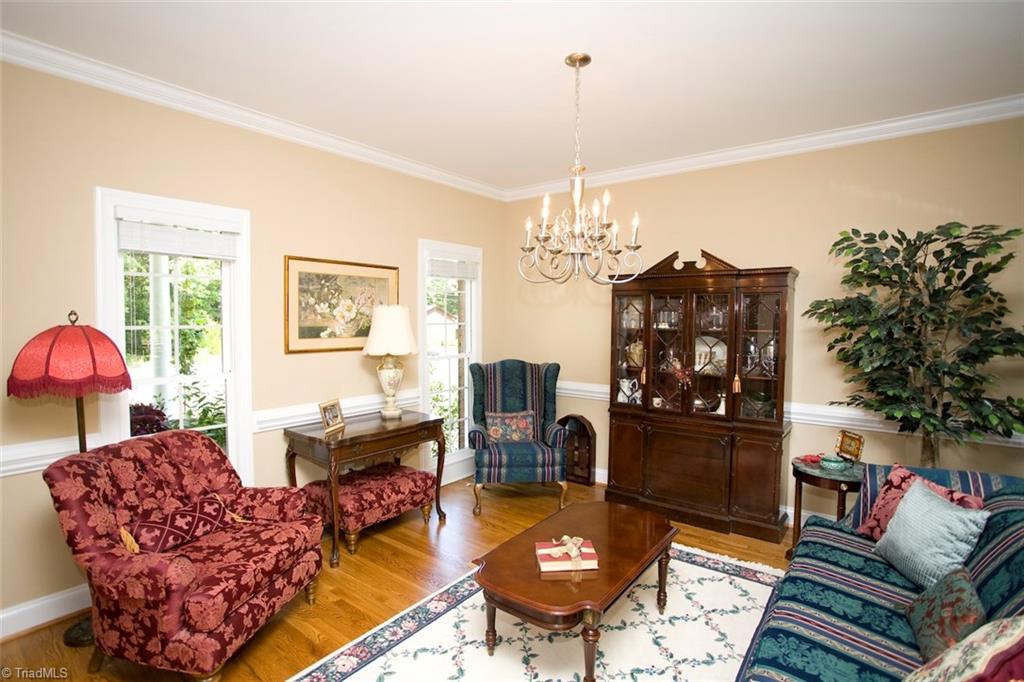 4009 Payne Road High Point, NC 27265 - Photo 4 of 21 Gallery Image 4