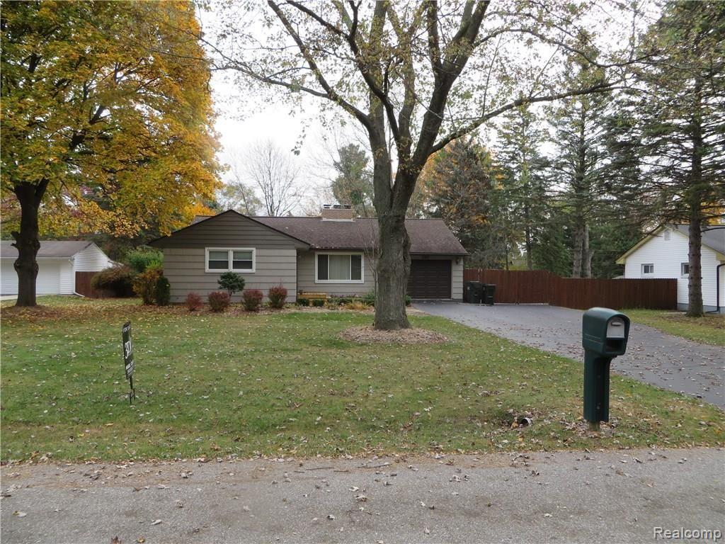 110 Texas Avenue Rochester, MI 48309 - Photo 15 of 20 IMG_0391.JPG