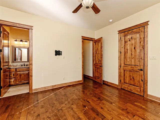 $3,750 | 26505 Masters Parkway, Spicewood, TX 78669