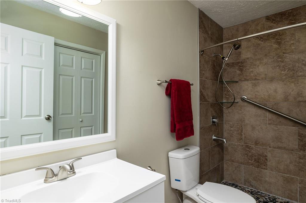 1995 Bethania-Rural Hall Road Winston-Salem, NC 27106 - Photo 21 of 33 Gallery Image 21