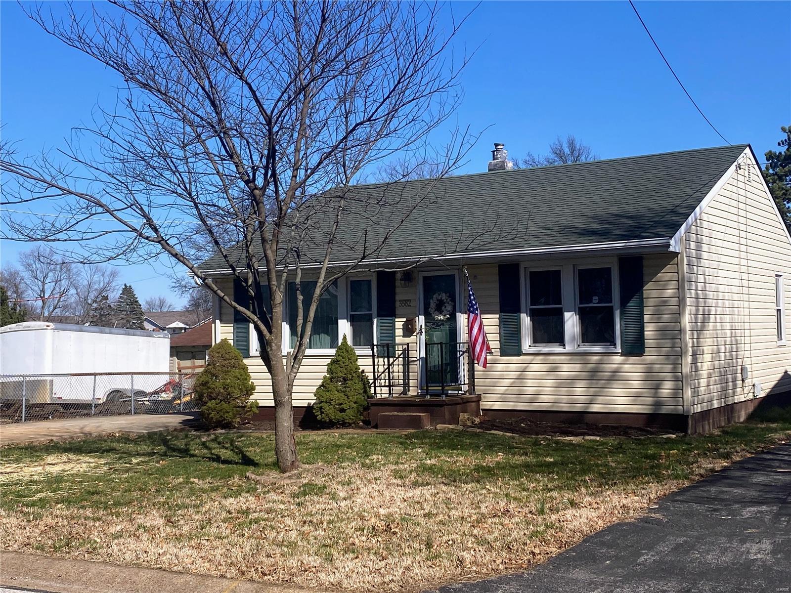 3582 Long Drive St. Ann, MO 63074 - Photo 2 of 12