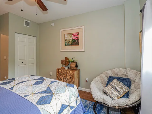 $260,000 | 536 7th Square Southwest, Unit 103, Vero Beach, FL 32962