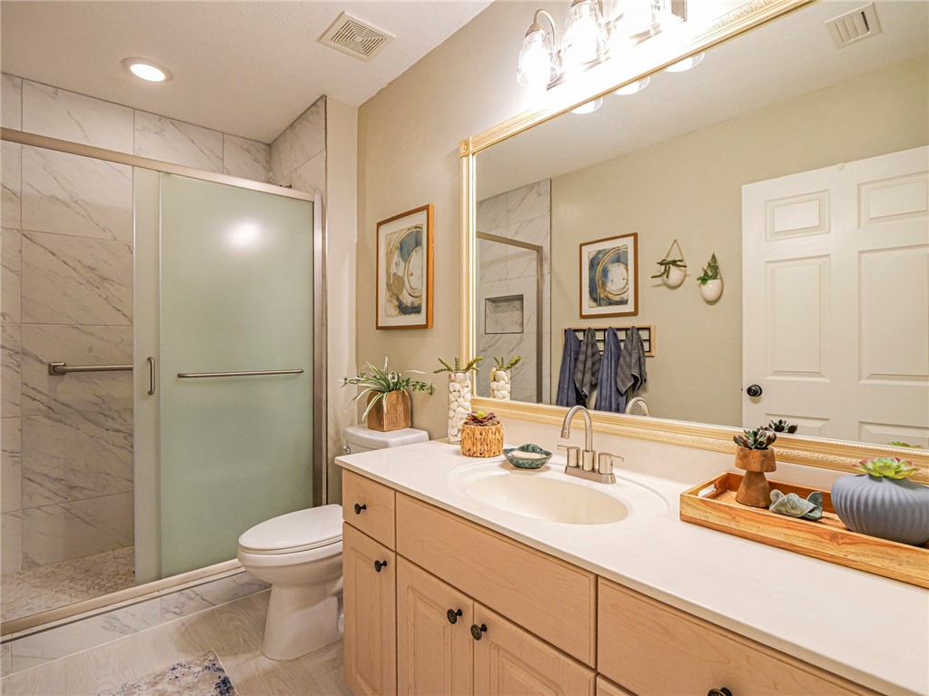 536 7th Square Southwest, Unit 103 Vero Beach, FL 32962 - Photo 19 of 34