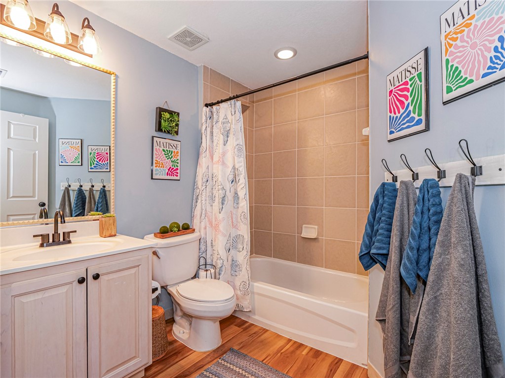 536 7th Square Southwest, Unit 103 Vero Beach, FL 32962 - Photo 23 of 34