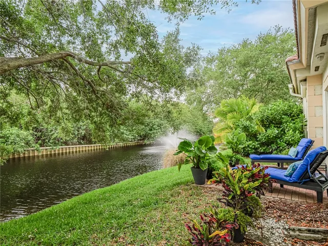 $260,000 | 536 7th Square Southwest, Unit 103, Vero Beach, FL 32962