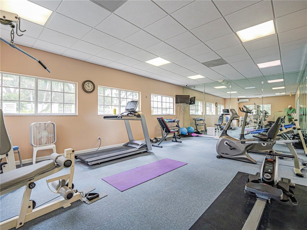 536 7th Square Southwest, Unit 103 Vero Beach, FL 32962 - Photo 30 of 34