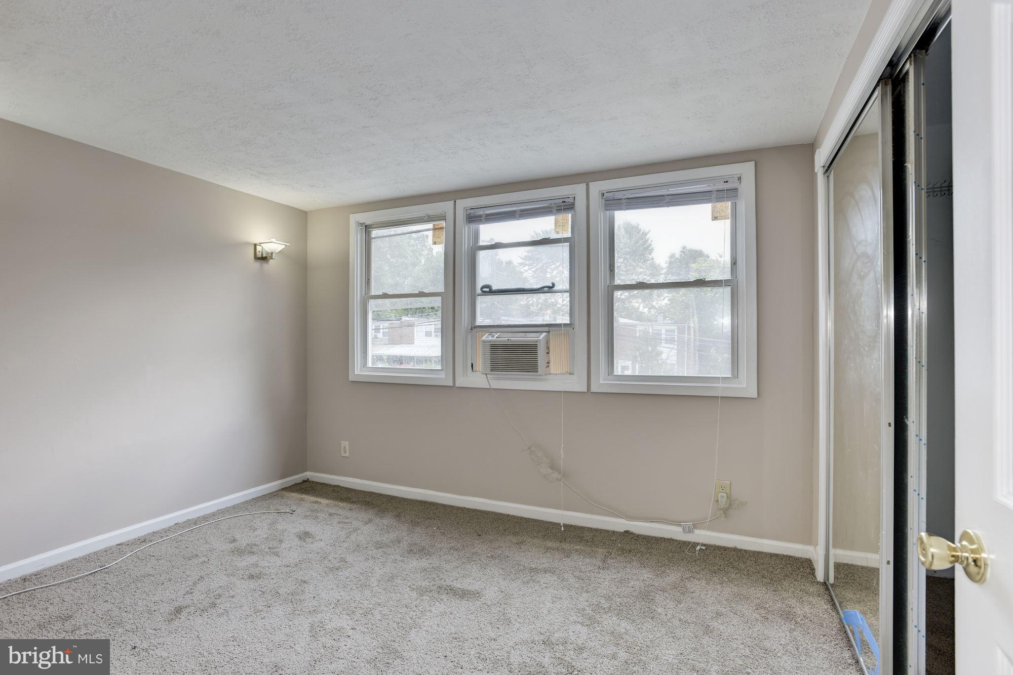 330 Bigley Avenue Halethorpe, MD 21227 - Photo 4 of 24 Bedroom (Master)