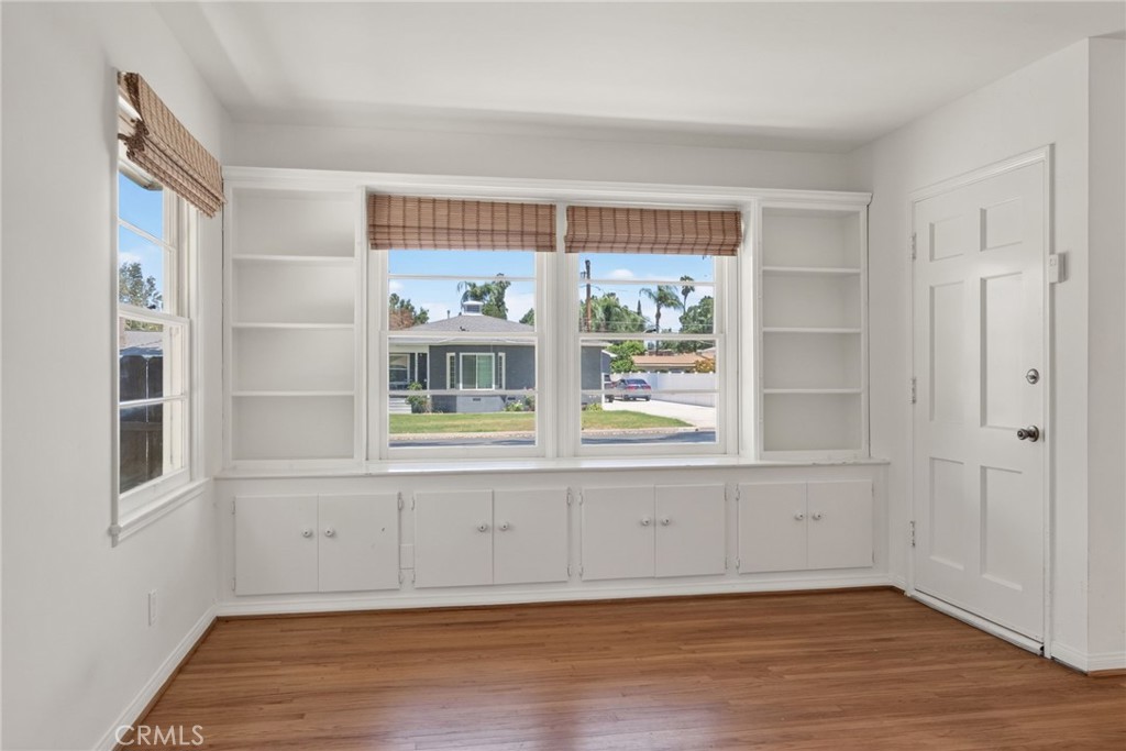 4640 Cover Street Riverside, CA 92506 - Photo 7 of 23