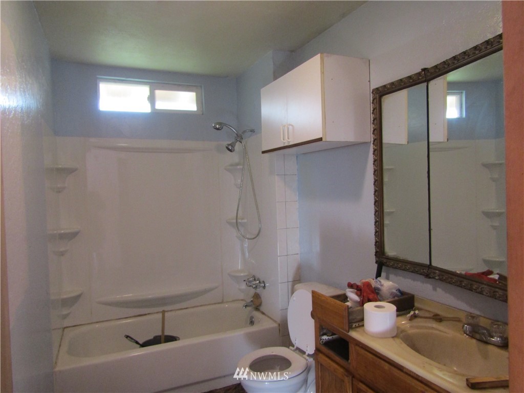 1106 Calhoun Road Aberdeen, WA 98520 - Photo 14 of 19 Gallery Image 14