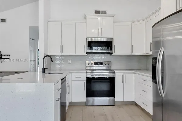 $3,950 | 23384 Shetland Run, Boca Raton, FL 33433