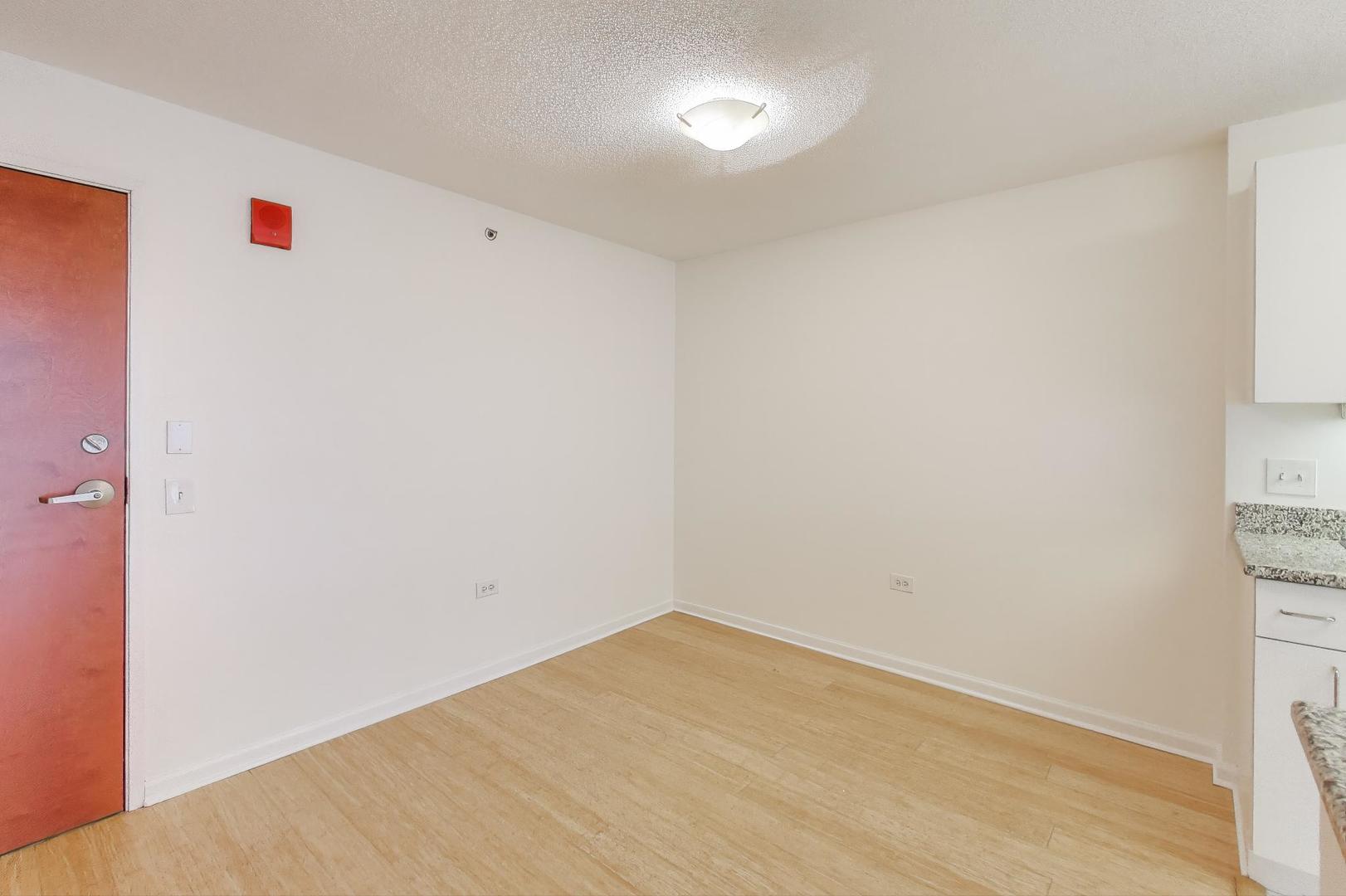 800 Elgin Road, Unit 715 Evanston, IL 60201 - Photo 5 of 30