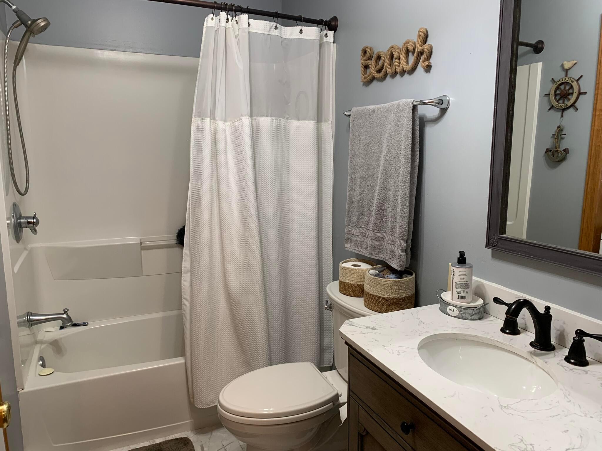 13101 Magers Road Howard, OH 43028 - Photo 21 of 24 Bath 1
