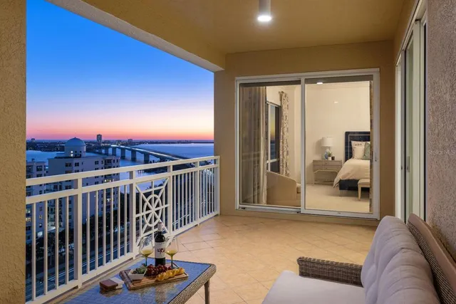 $4,650,000 | 35 Watergate Drive, Unit 1402, Sarasota, FL 34236