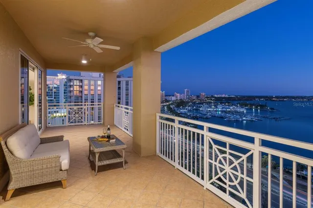 $4,650,000 | 35 Watergate Drive, Unit 1402, Sarasota, FL 34236