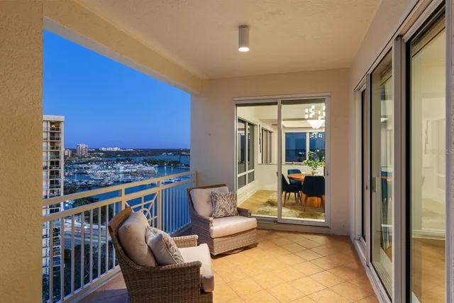 $4,650,000 | 35 Watergate Drive, Unit 1402, Sarasota, FL 34236