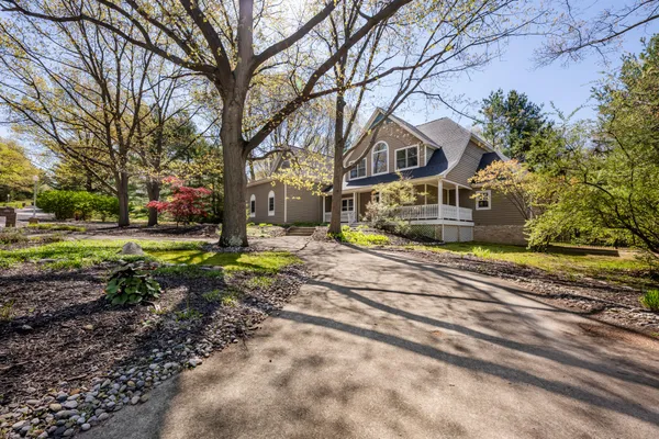 $1,250,000 | 3040 Dunes Valley Path, Stevensville, MI 49127