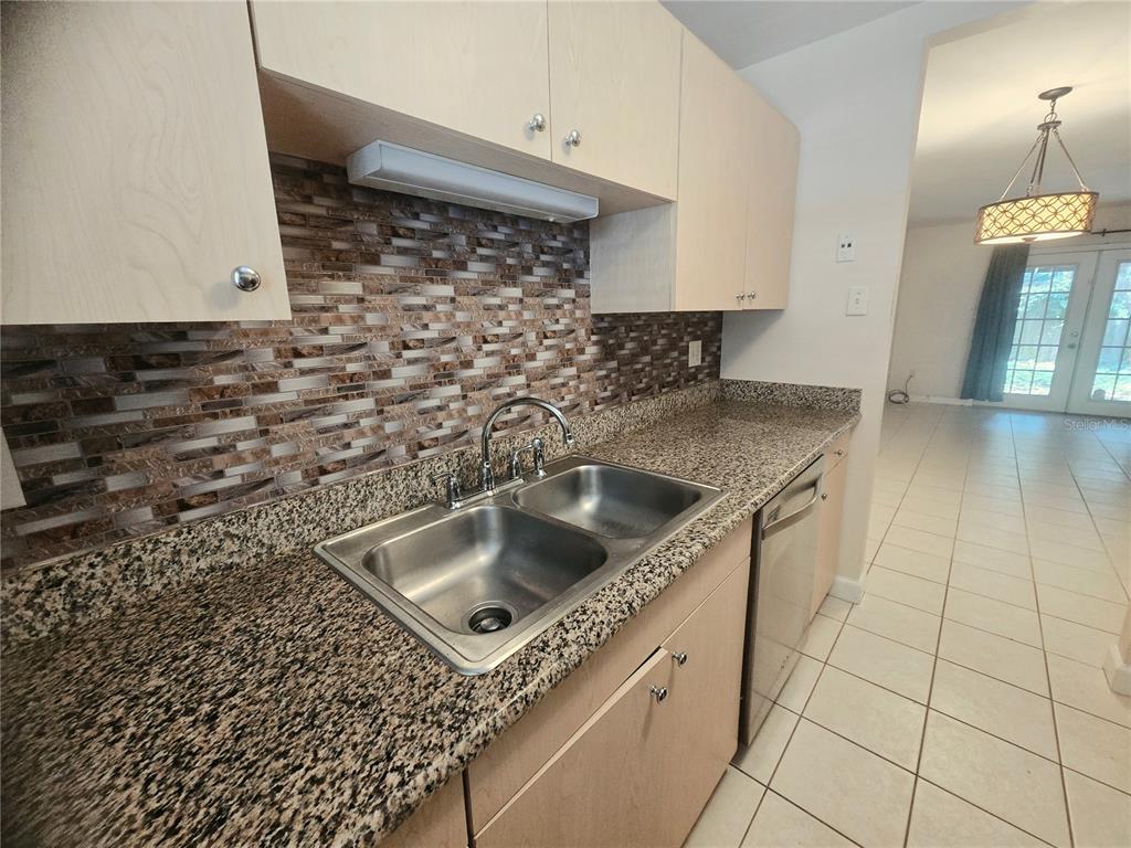 3935 Southwest 26th Terrace, Unit B Gainesville, FL 32608 - Photo 3 of 26 Gallery Image 3