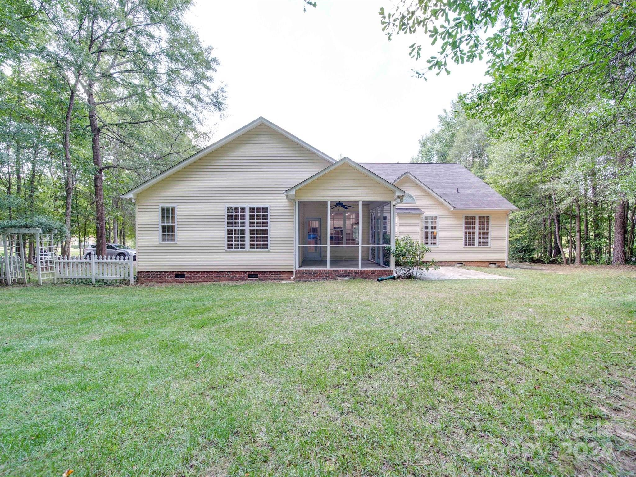 1013 Riddle Oak Lane Clover, SC 29710 - Photo 46 of 47 Gallery Image 46