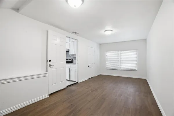 $2,495 | 6308 Malvey Avenue, Fort Worth, TX 76116